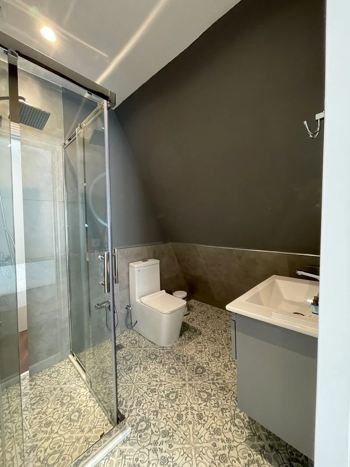 Qafqaz Falcon Chalet – Gabala, Azerbaijan luxury villa rental - şəkil 9