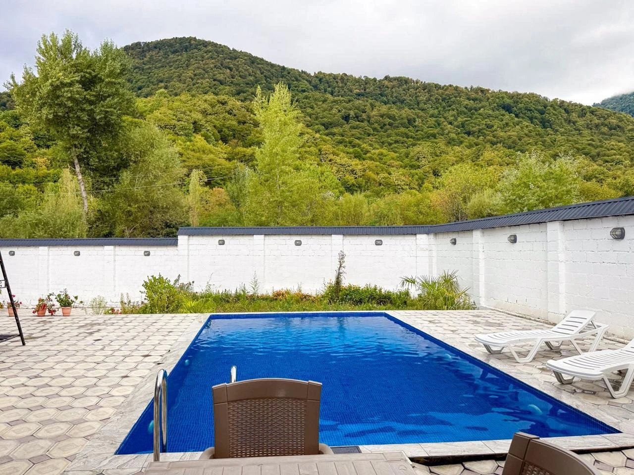 Qafqaz Riverside Chalet – Gabala, Azerbaijan luxury villa rental - şəkil 16